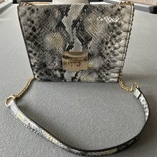 Bolso de Hombro Estampado de Serpiente Cadena Dorada Bloqueo Giratorio Fiesta Cóctel Estilo Mujer