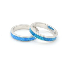 Anillo de ópalo sintético de plata de ley 925 - Banda de eternidad de 4 mm