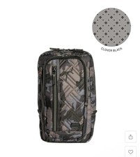 Lug Tailback Camuflaje Negro. Bolso bandolera. Nueva etiqueta W.