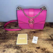 Bandolera Michael Kors Pequeña de Cuero Greenwich Wild Berry y Cartera Dorada