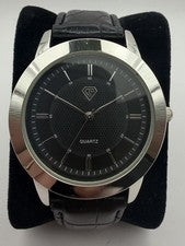 Reloj de Cuarzo DF Shield Cuero Acero Elegante Negro Plata Analógico Formal Lujo