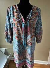 Nuevo Vestido para Mujer Nuevo Estilo Bohemio Estampado Colorido Cuello en V Talla M Corbata Borla