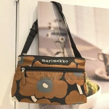 Bolsos bandolera ligeros informales Marimekko de poliéster con estampado de flores