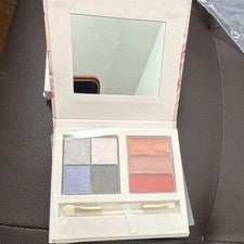 Juego de paleta de maquillaje multicolor con sombra de ojos, rubor, aplicador y espejo