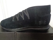 UA Veloce Mid zapatos deportivos de gamuza 1296614-001 Reino Unido 9 UE 44 EE. UU. 10 NUEVOS + CAJA