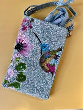Hermoso bolso bandolera con cuentas Bamboo Trading Company diseño colibrí