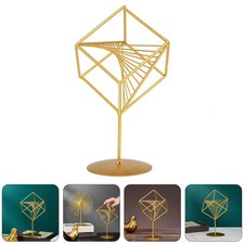 Escultura decorativa de metal sobre mesa decoración oficina hogar sala de estar
