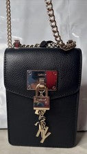 Bolso Bandolera DKNY Elissa North South Cuero Negro Precio de venta sugerido por el fabricante $148 Nuevo con etiquetas