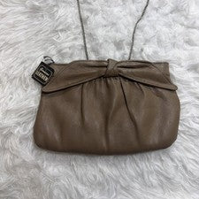 ¡¡Raro!! Cartera Discoteca Vintage Años 70 Marrón Taupe Detalle de Lazo Motivo Hombro Tuck Cadena