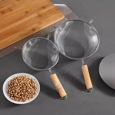 Cuchara Acero Inoxidable con Ranuras y Mango de Madera y Agujeros para Colgar 34 x 20 x 7