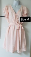 Mujer Moda Vestido de Verano Rosa Claro Volantes Cuello en V Bolsillos Hasta la Rodilla M Nuevo