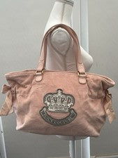 Bolso de Hombro Juicy Couture Rosa, Grande, Arcos, Y2K, Raro, Muy Buen Estado, Nuevo con Etiquetas Terciopelo
