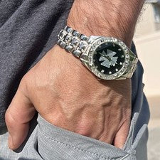 Reloj Hombre Caballeros Templarios Hierro Celta Cruz Maltesa Negro Circonita cúbica Tono Plata 8"