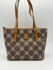 Bolso de Mano para Mujer GIANI BERNINI Monograma Firma Logo en Marrón/Taupe (Tiene Defecto)