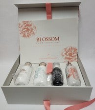 Caja de regalo para el cuidado del cabello Blossom Pure jojoba, coco, árbol de té de menta, reparación de rosas