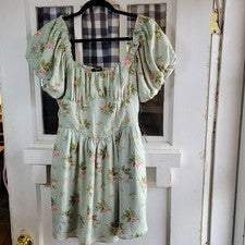 Mini Vestido Trixx Para Mujer Verde Floral Cuello Cuadrado Manga Burbuja Talla L NUEVO