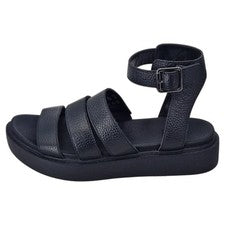 Sandalias planas de cuero con correa al tobillo de la colección M&S PVP £45,00