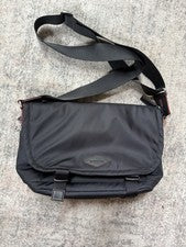 NUEVO SIN ETIQUETAS MZ Wallace Bleeker Nylon Mensajero Computadora Bandolera Negro Forro Camuflado