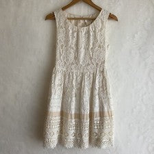 Vestido MM Couture by Miss Me Marfil Floral Encaje Ajuste Acampanado Elegante Elegante Para Mujer S Nuevo con Etiquetas