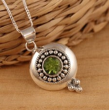 Collar colgante grande de plata esterlina 925 liso de peridoto natural regalo en caja