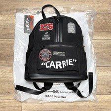 Mochila negra parches bordados de película de terror grunge gótica "Carrie" KILLSTAR