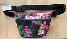 Riñonera Herschel Pixel colorida bandolera deportiva activa de viaje nueva