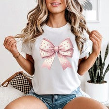 Linda camiseta rosa con lazo a lunares para mujer