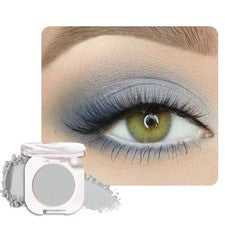 Sombra de ojos mate gris polvoriento - impermeable y duradera para una belleza sin esfuerzo