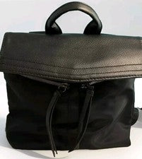 Mochila Botkier New York Trigger negra de nailon imitación cuero 9" nueva sin etiquetas • Precio de venta sugerido por e