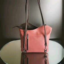 Cartera o mochila de cuero de diseñador ITALIA con cordones ajustables para mujer nueva sin etiquetas