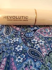 Base en barra Makeup Revolution 'F3' Beauty Fast Base. (Gg)