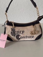 Bolso de Hombro Juicy Couture Juicy Renaissance en Beige Buff con Dije Corona Terciopelo