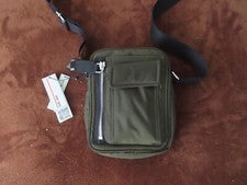Riñonera de viaje pequeña bandolera militar Godspeed We Ar4 nueva con etiquetas