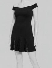 Vestido para mujer Guess negro con hombros descubiertos ajuste de encaje y acampanado talla 8