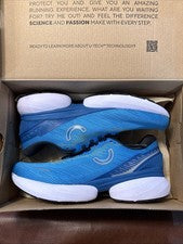 True Motion U-Tech Nevos 3 (azul claro) - para hombre EE. UU. 12 - TM-M-0108-1D-01