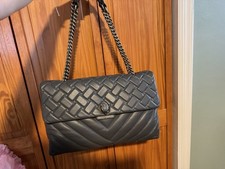 NUEVO SIN ETIQUETAS KURT GEIGER XXL