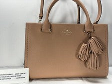 KATE SPADE NUEVO CON ETIQUETAS $479.00 AHORA $325.00 MUY SUAVE GUIJARROS LEA.