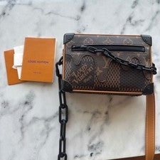 Mini baúl suave Louis Vuitton x NIGO (colección LV²)