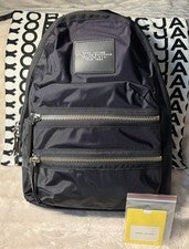 Mochila negra para mujer Marc Jacobs tres bolsillos con cremallera
