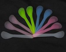 Mini herramienta aplicadora de espátula de mezcla de maquillaje de plástico color aleatorio de 10 piezas