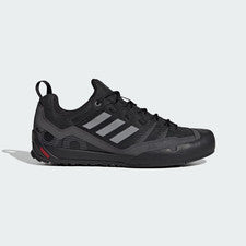 NUEVOS ZAPATOS DE SENDERISMO ADIDAS TERREX SWIFT SOLO 2.0 PARA HOMBRE TALLA 7.5 IE6901
