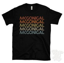 CAMISETA MCGONIGAL ESTILO RETRO REPETIDO Hombre y Mujer Novedad Genial Nombre Regalo