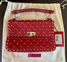 Nuevo con etiquetas Bolso de Hombro Valentino Garavani Med Rockstud Spike Edredón Cuero Napa Rojo❤️