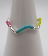 Anillo de plata de ley 925, platino enchapado arco iris onda - talla Q