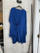Nuevo sin etiquetas Vestido Corto Moda Nova Para Mujer 1X Estilo Envolvente Azul Eléctrico Satinado