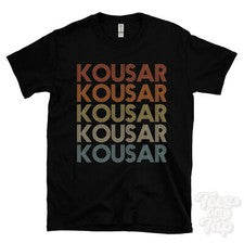 CAMISETA KOUSAR ESTILO RETRO REPETIDO Hombre y Mujer Novedad Genial Nombre Regalo