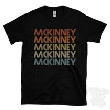 CAMISETA MCKINNEY ESTILO RETRO REPETIDO Hombre y Mujer Novedad Genial Nombre Regalo