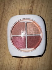 FLOR - Belleza - Juego de pétalos-Sombra cuádruple paleta de sombras de ojos - Baya - Más - 0,16 oz.