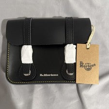 Bolso de Hombro Dr. Martens, Cuero, Negro (Liso)