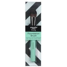 Cepillo base Equate Beauty con cerdas sintéticas para una tez impecable
